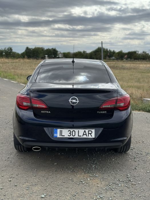 Opel Astra J motor 1.4 benzina Turbo