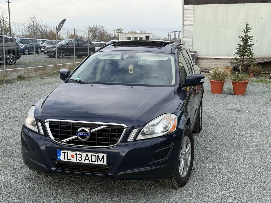 Volvo Xc60•2013•2.4Diesel•Automat•Panoramic•Xenon•Rate•Variante