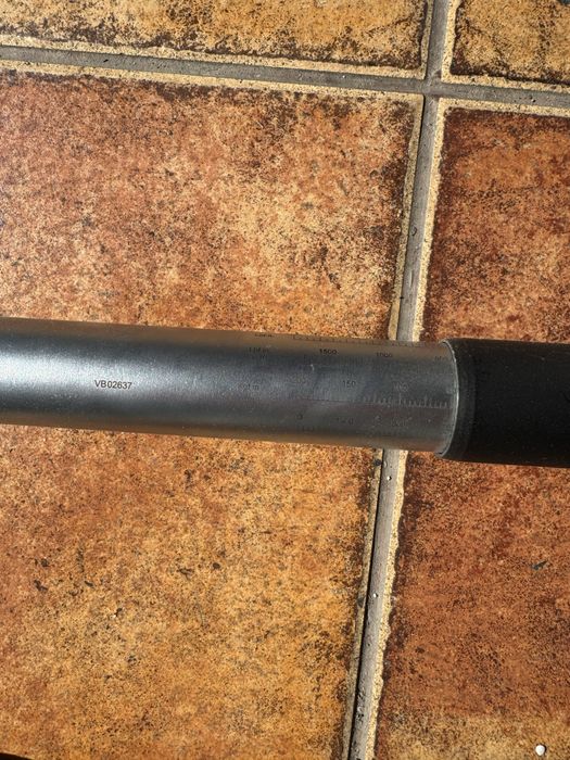 KS Tools cheie dinamometrică cu cursă scurtă de 1", 500-2000 Nm