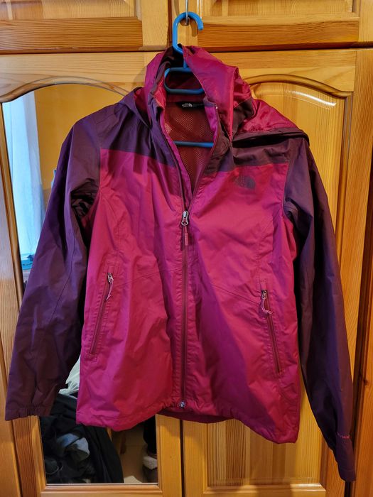 The North Face дамско яке малинов цвят
