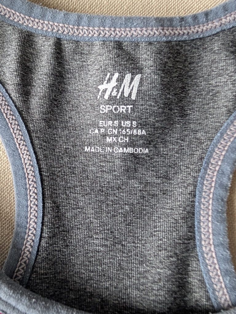 Top sport H&M. Mărimea S