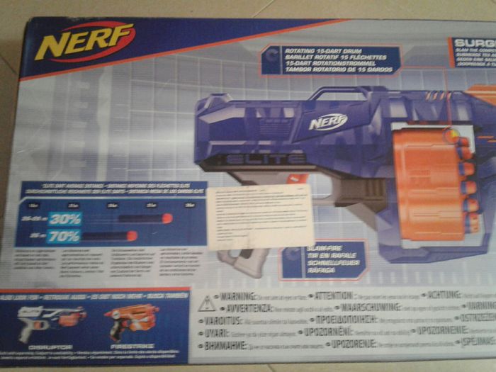 Mitraliera Nerf Elite Surgefire, 15 gloante pe butoias, nou, sigilat