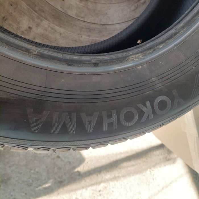 Зимни гуми yokohama 255/60/18