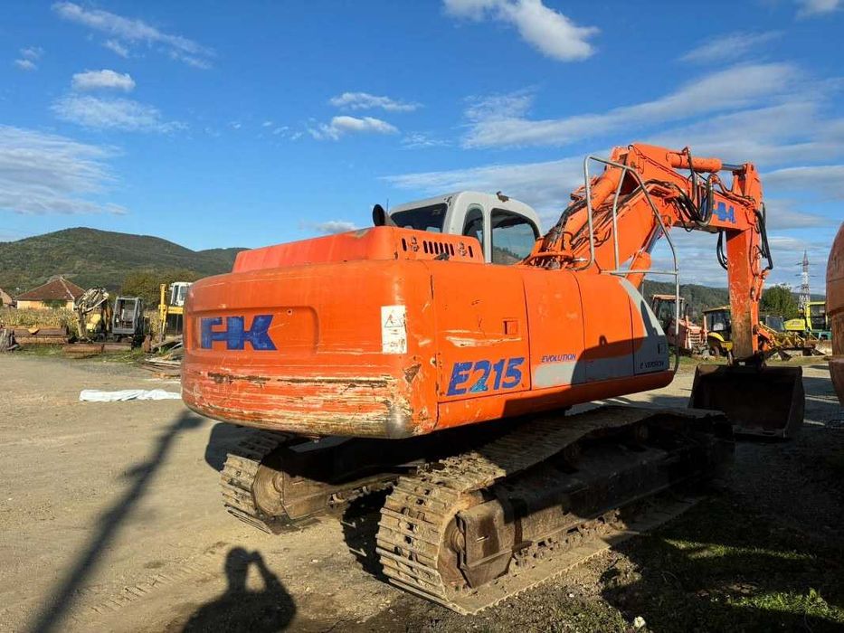 Dezmembrez excavator pe senile Fiat Kobelco , New Holland E 215 B