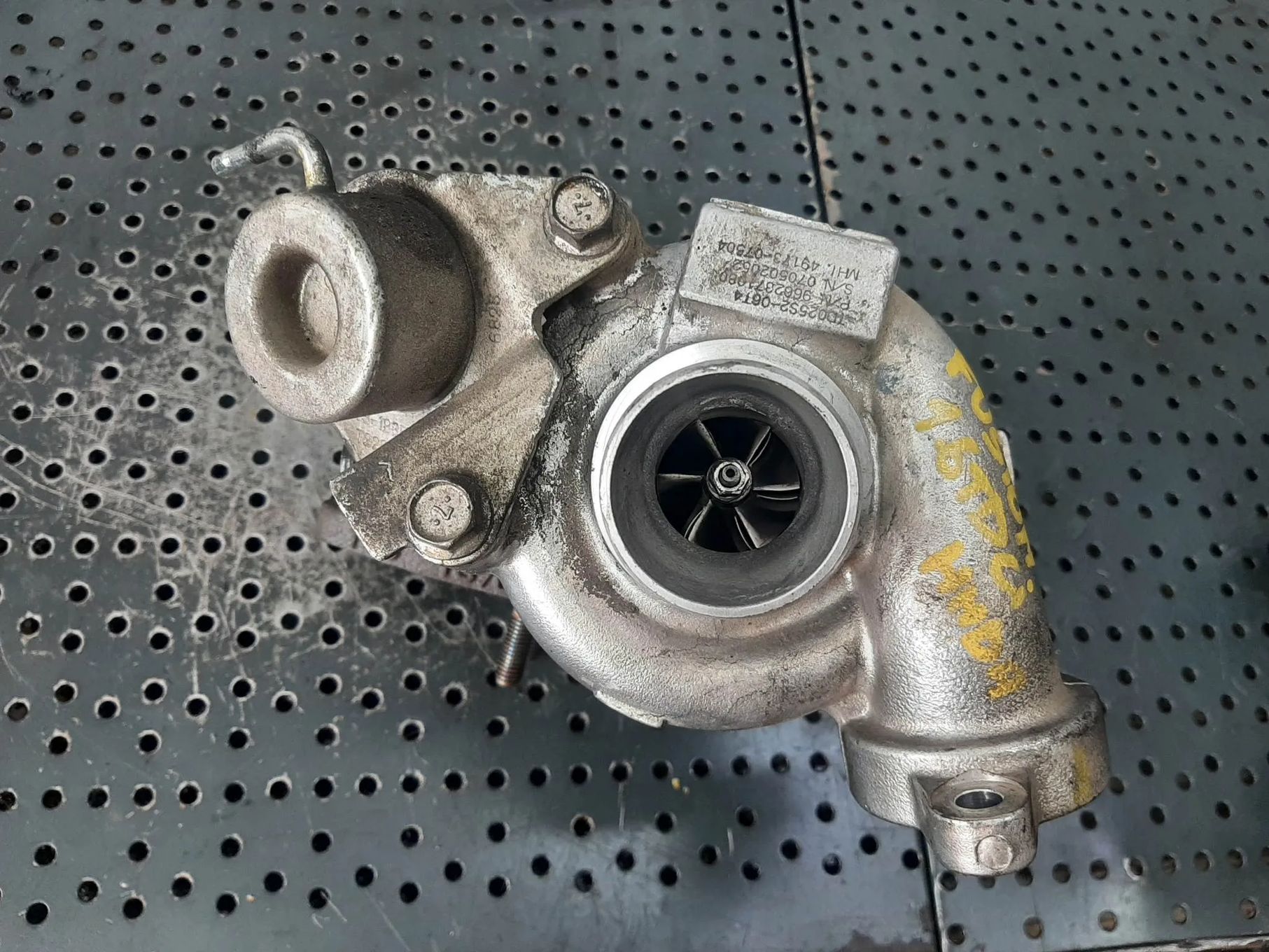 Turbina 1.6 tdci hhda ford fusion focus 2 c-max peugeot 207 307 expert citroen c4 berlingo 9662371080