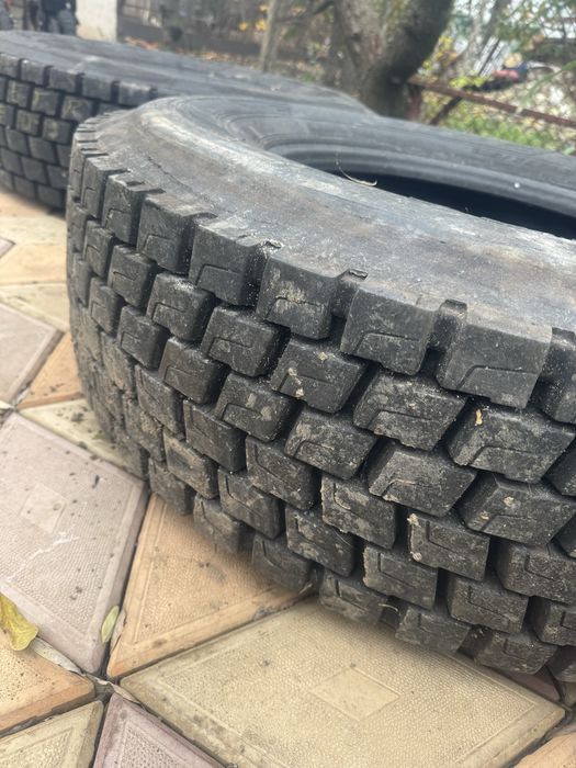 Anvelope camion cap tractor spate