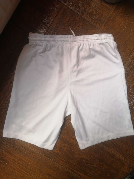 Pantaloni Nike. Livrarea gratuita