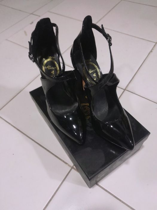 Lady boutique dan Yangi kiyilmagan tufli. 37razmer
