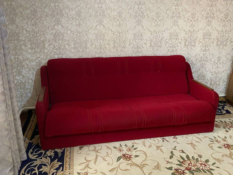 Divan Sotiladi! Bonusga 2 ta kreslosi bilan!i