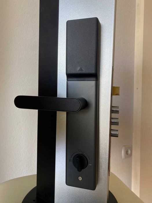 Aqlli elektron eshik qulfi. Model: Anju Smart Lock, FD-01