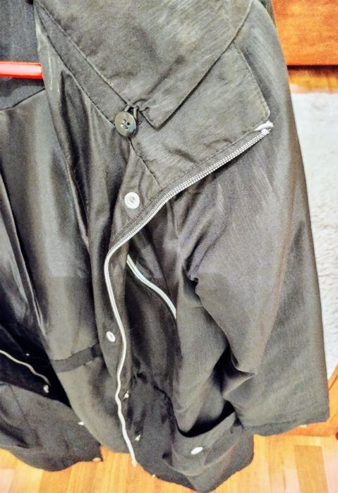 Pardesiu nou negru mărimea 44 din Finlanda pentru femei