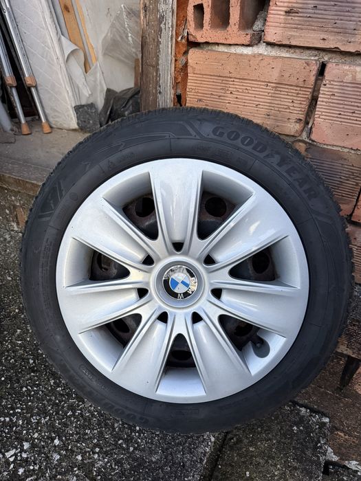 Зимни гуми и джанти 16/5х120 за BMW