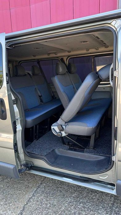 Renault Trafic Passenger, fab. 2013, motorizare 2.0/115 cp, 8+1 loc