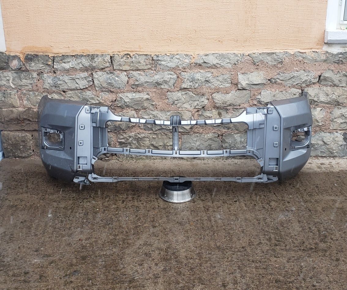 bronq/broni Toyota Hilux 2019-24g.