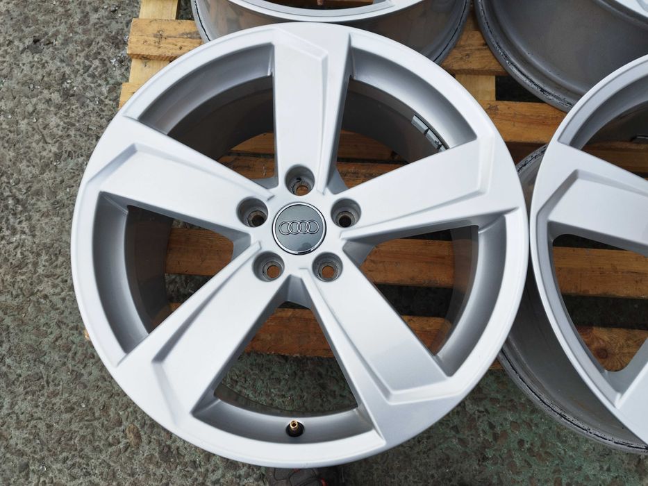 18 джанти 5х112 A3 S3 8V RS3 8P 8V Ауди А3 Rotor Оригинал