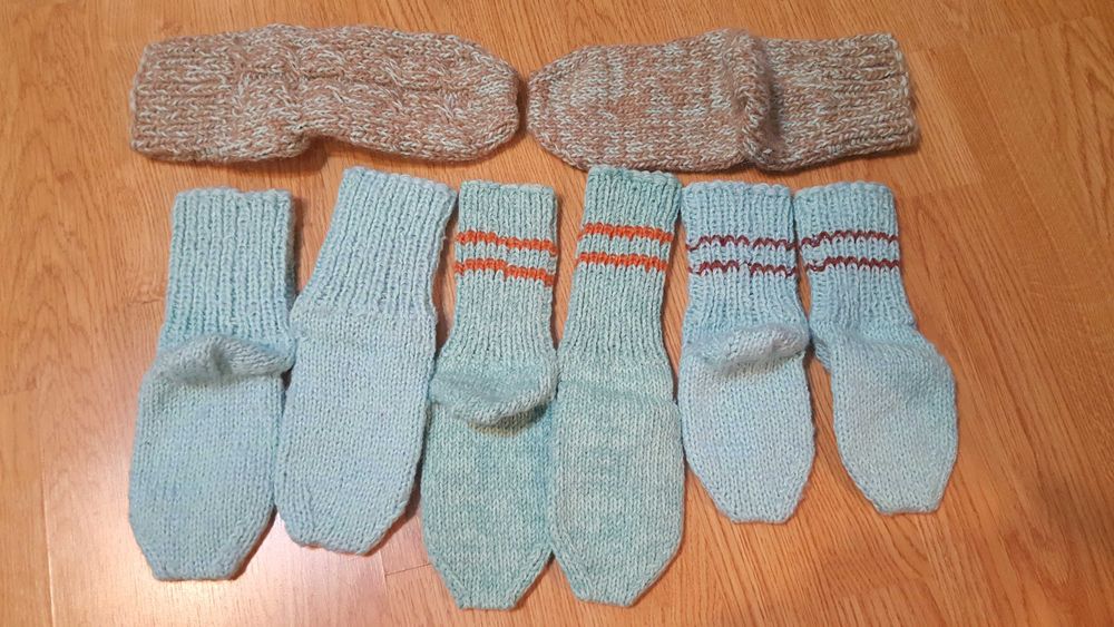 Домашни вълнени чорапи, шапки и терлици ръчна изработка