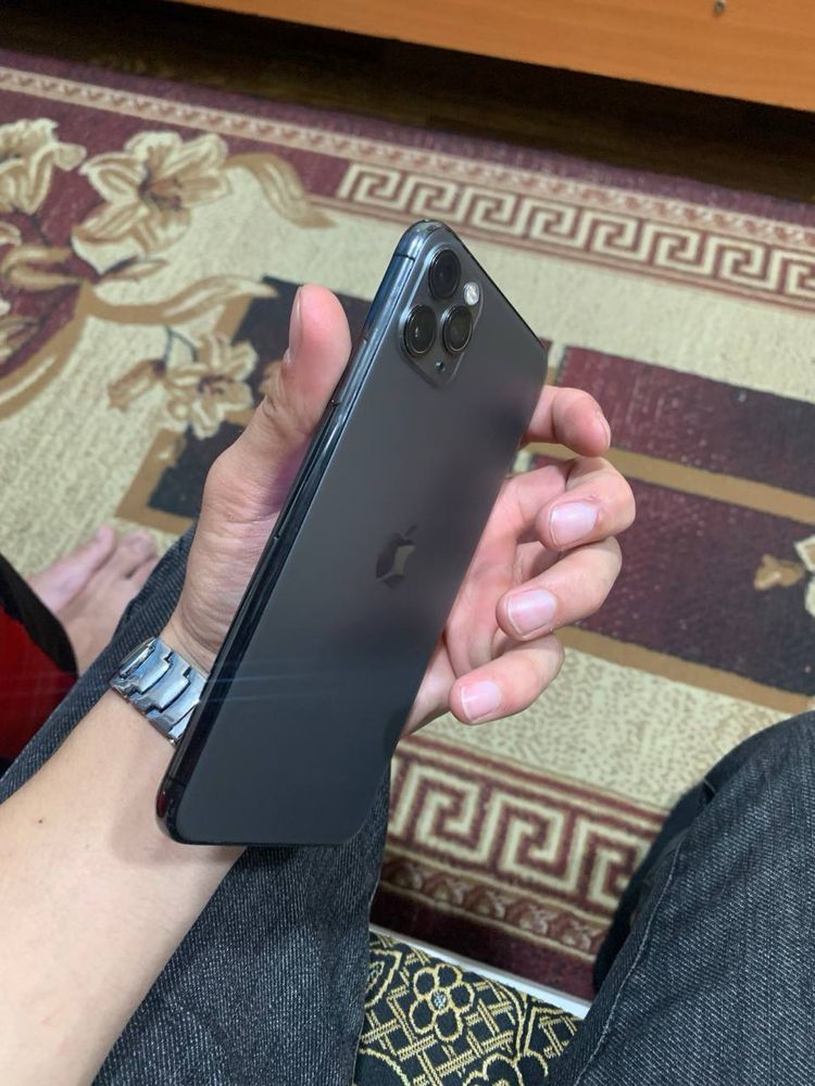 iPhone 11 Pro Max