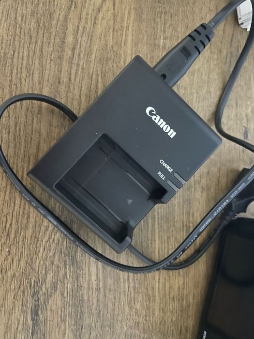 Aparat foto Canon EOS 1200d