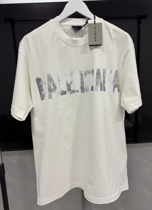 Tricou balenciaga