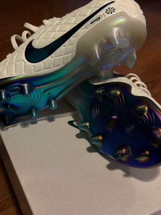 Nike Tiempo Legend 10 Elite SE FG Pearl- 30th Anniversary