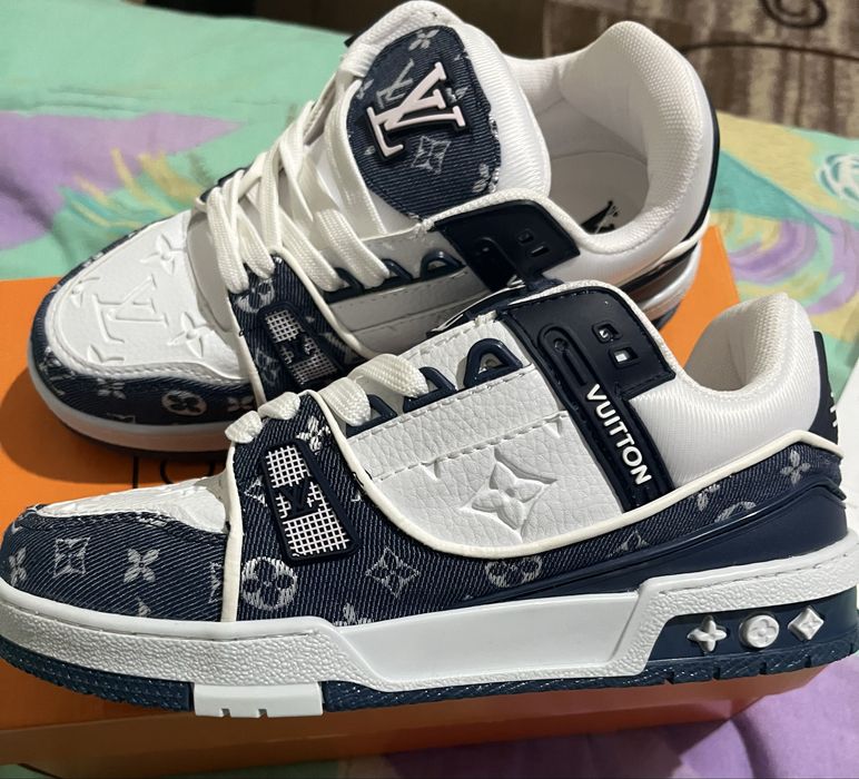 Louis Vuitton Trainer Blue