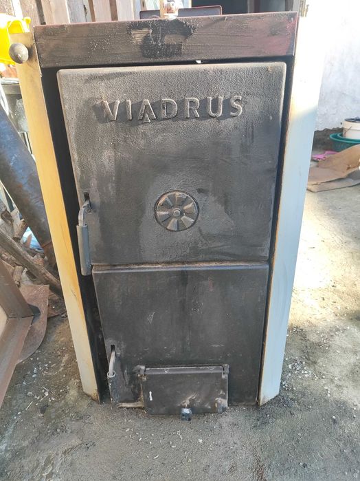 Vând centrala Viadrus 35kw