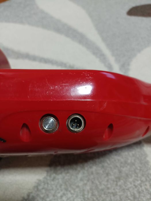 Vând Hoverboard rosu perfect funcțional