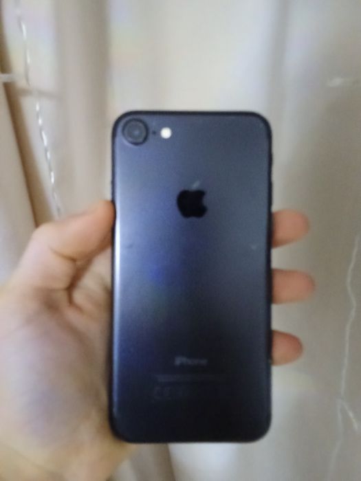 Продам айфон 6-7