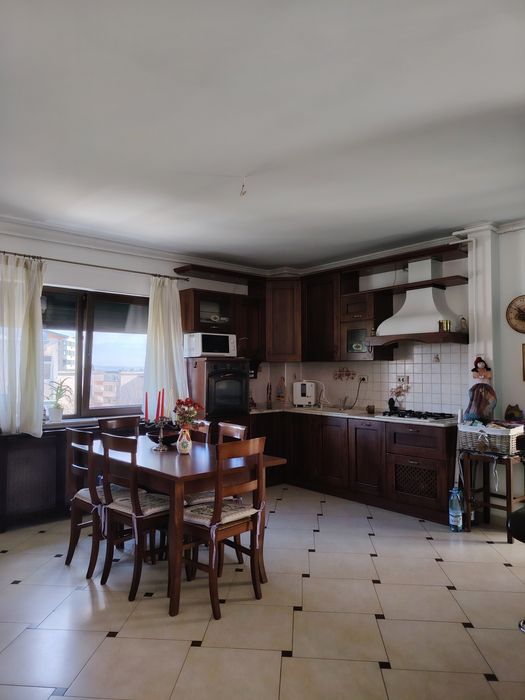 Penthouse personalizat de vanzare