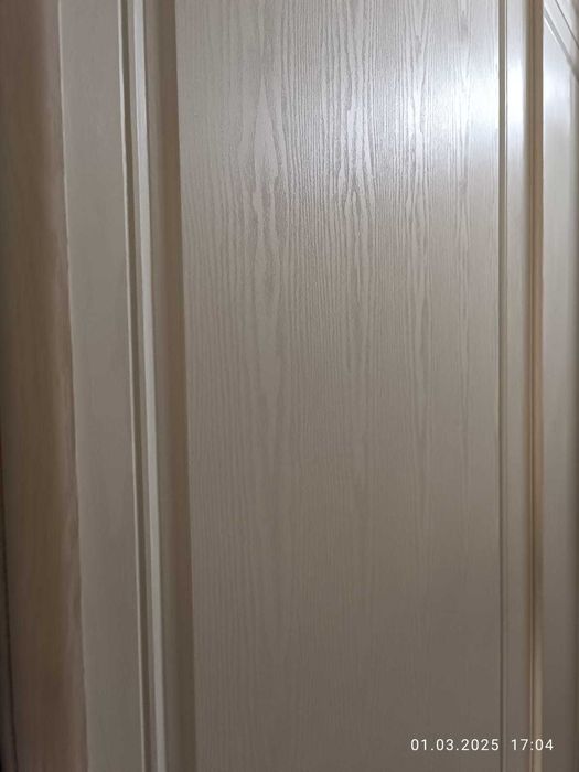 Продаются двери купе, бежевого цвета, механизм рабочий