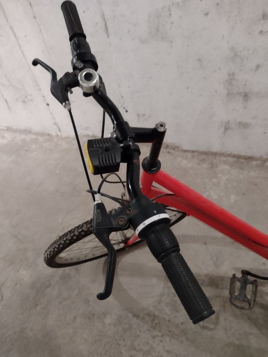 Vând  bicicletă. . Stare de funcționare bună. Preț 250 le bucata.
