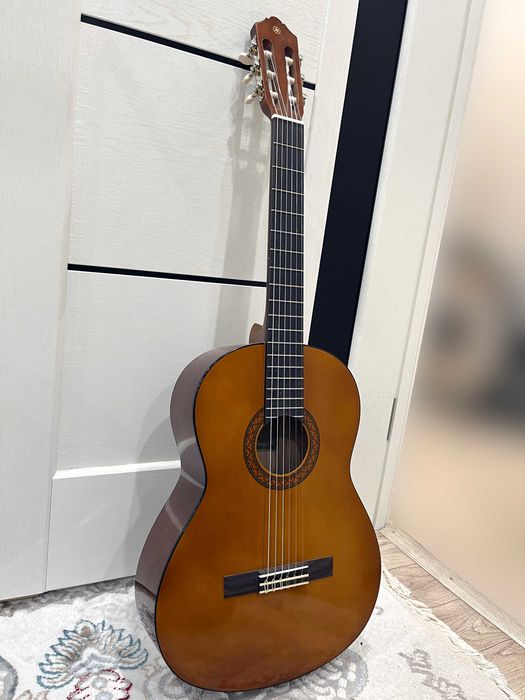 Классическая гитара Yamaha C40