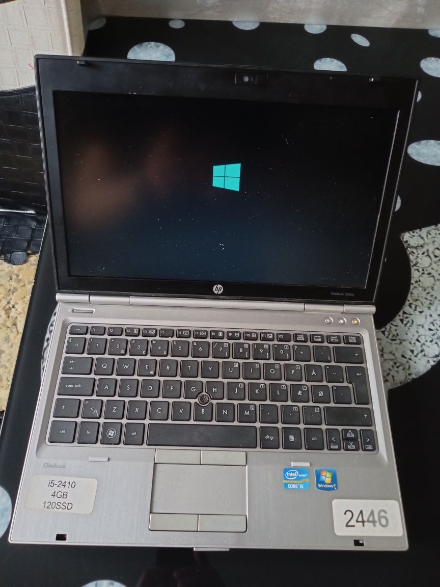 Vind laptop HP i5