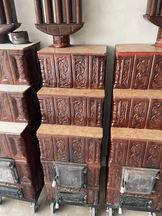 Sobe de teracota pe roți