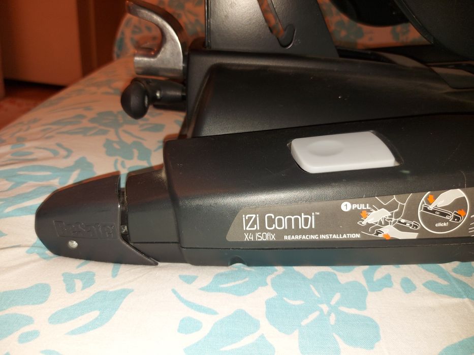 Scaun auto Be Safe IZI Combi X4 Izofix
