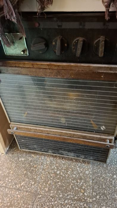 Подаряват се уредите от снимките