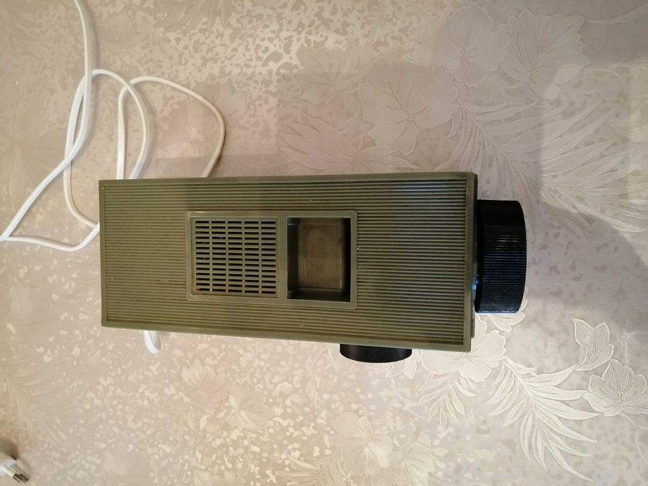 Aparat diafilme cu povesti