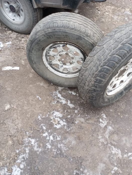 Продам шины с дисками r16