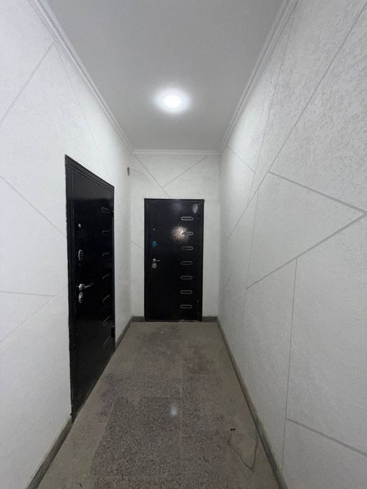 Срочно продаю 1 комнатную квартиру новостройку бектемирском хокимият