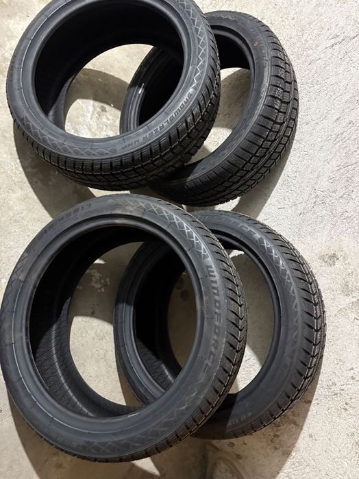 Зимни гуми 215/45/R17