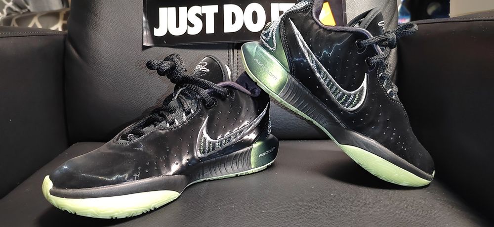 Nike Lebron XXI, номер 36