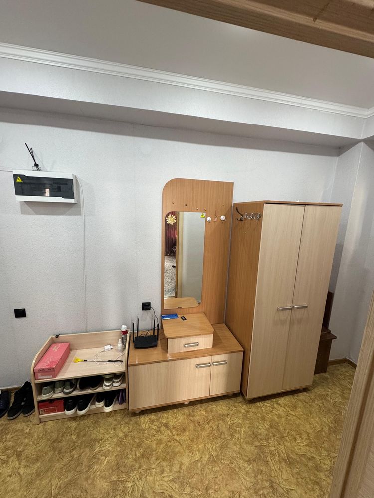Продается прихожая