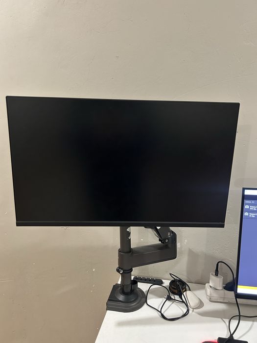 Продам монитор для компьютера