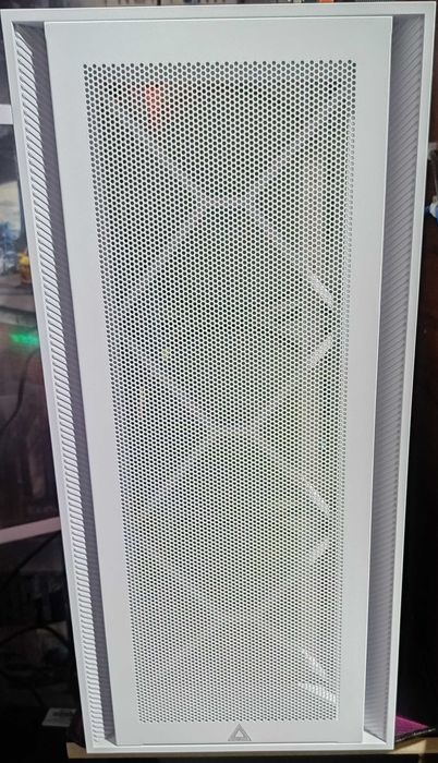 Продам игровой кейс, под любые игры на сегодняшний день.