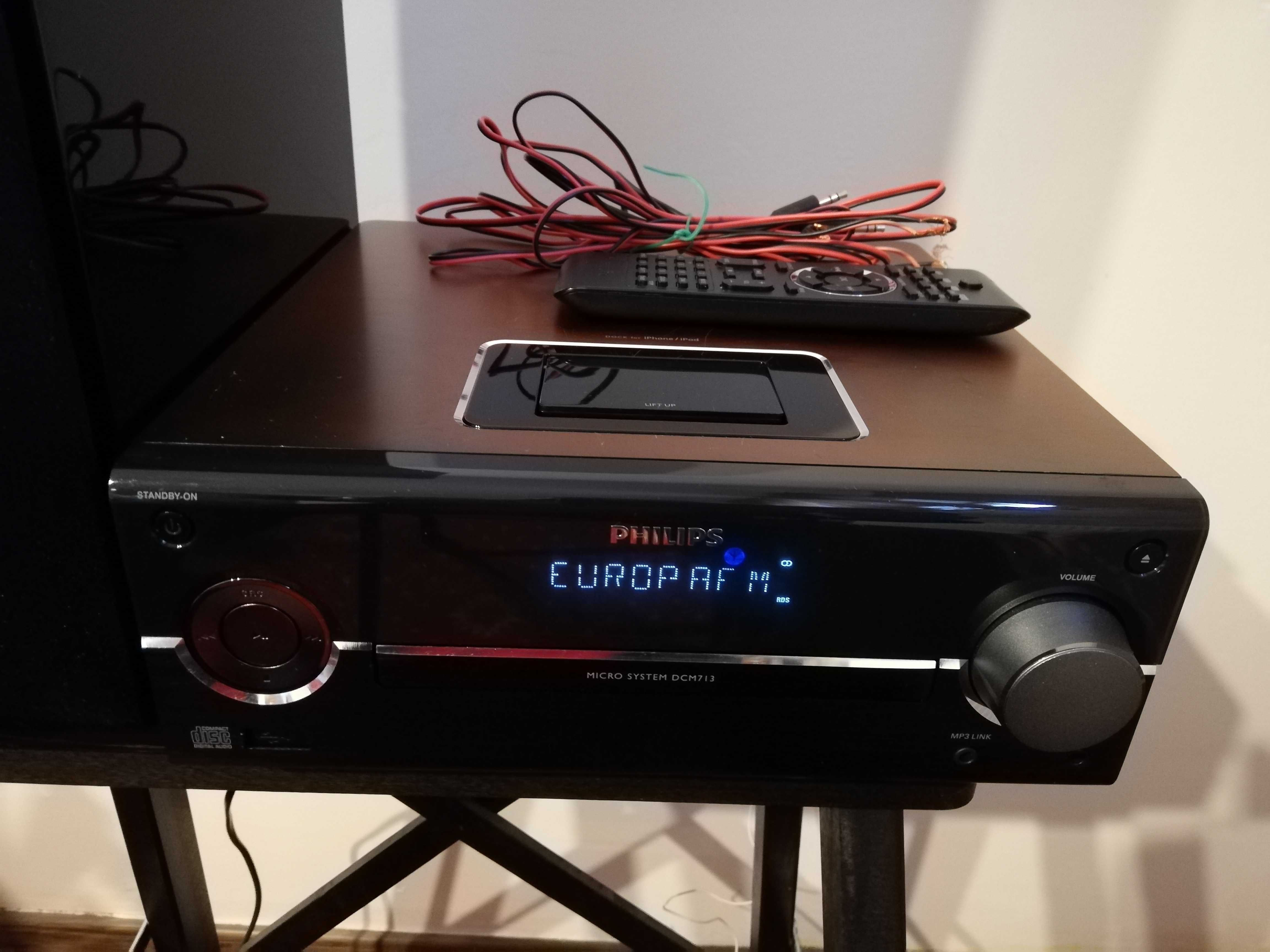 MicroSistem PHILIPS  DCM713 - Amplificator/Boxe/CD/Tuner/Impecabil