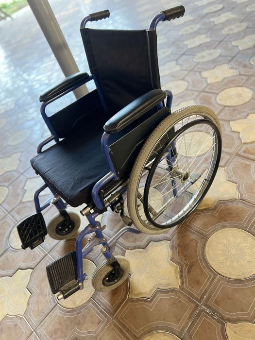 Инвалидная коляска