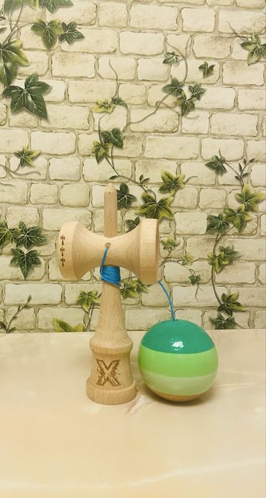 Kendama X din lemn grip(nou)