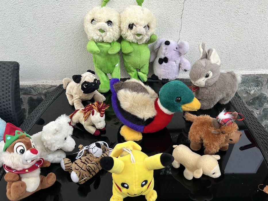 Plusuri diferite dimensiuni