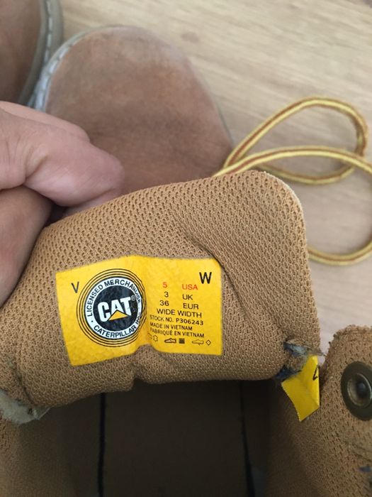 Детски боти Caterpillar