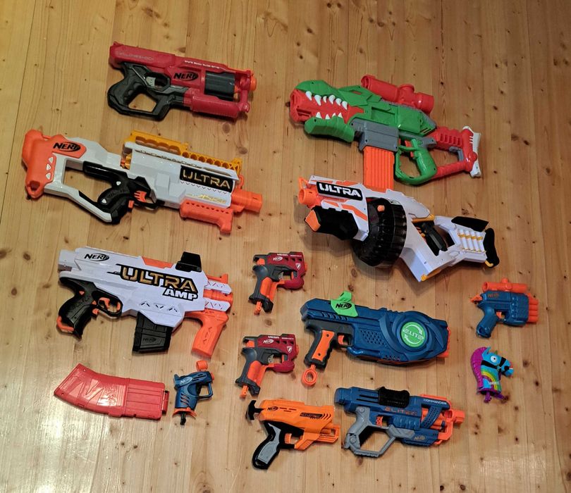 NERF / Нърф пистолети - разни